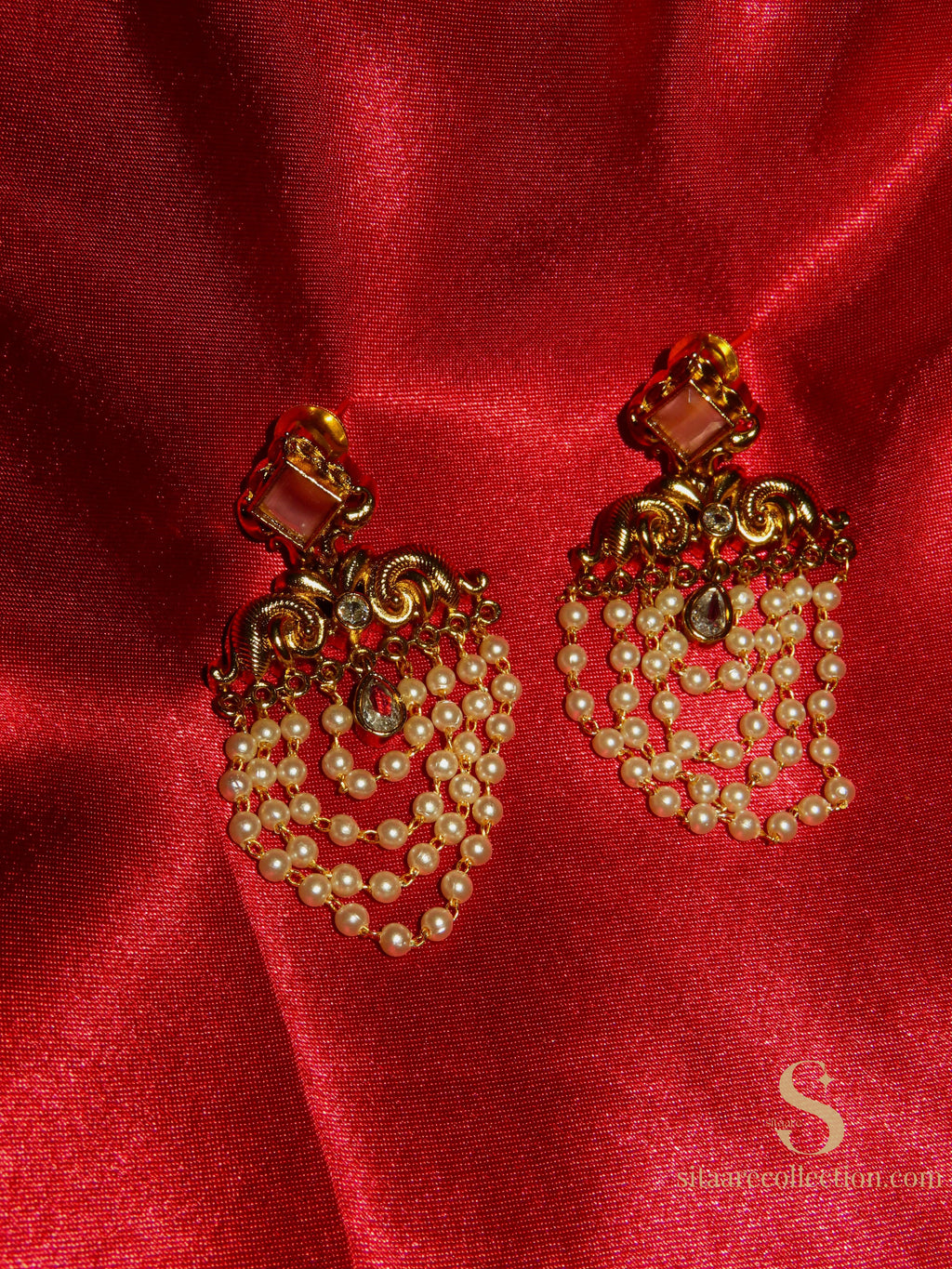 Ravina Pearl Earrings