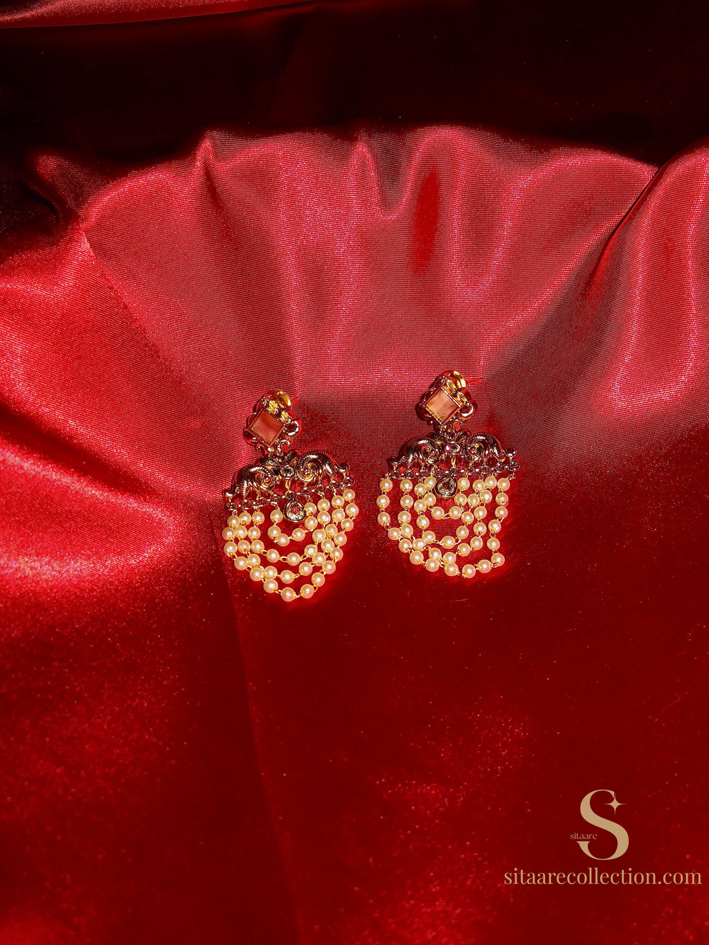 Ravina Pearl Earrings