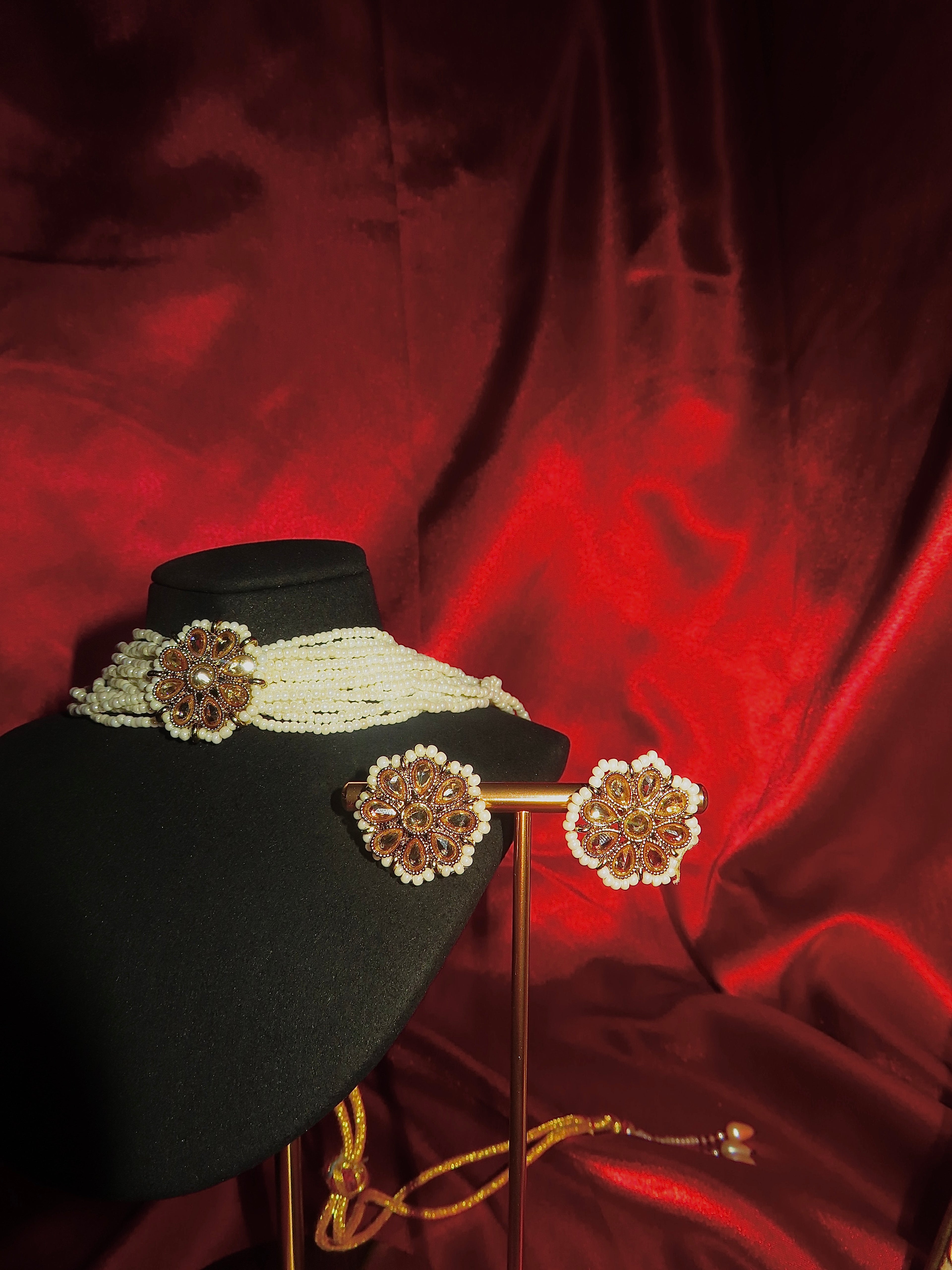 Shaula Choker Polki Set