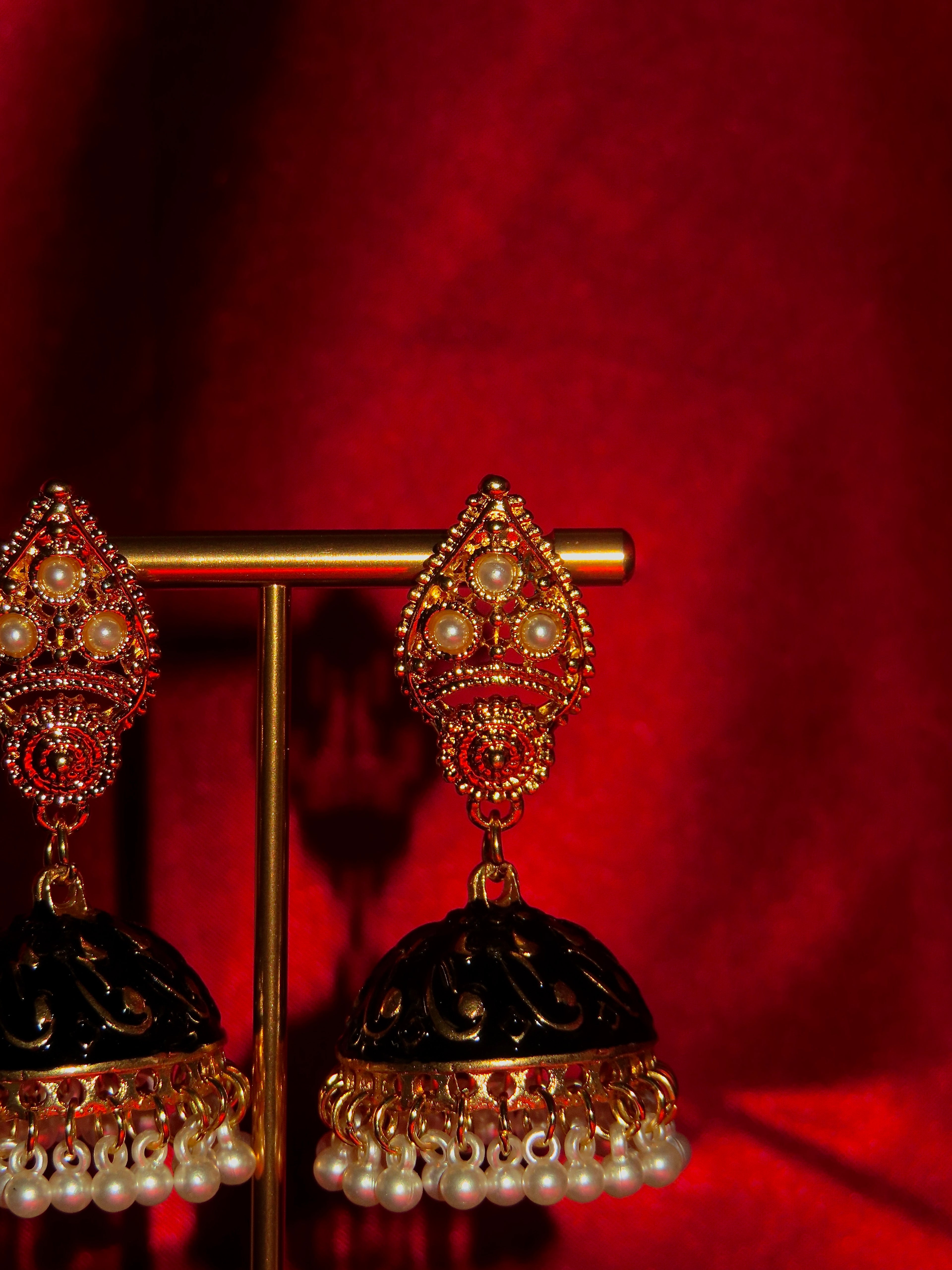 Andra Hand-Painted Pearl Jhumka